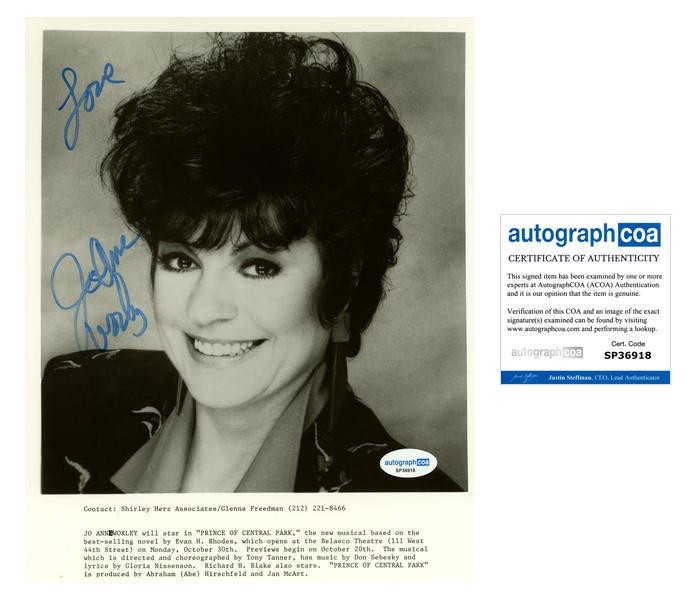 Jo Anne Worley “Prince of Central Park” AUTOGRAPH Signed 8×10 Photo ACOA