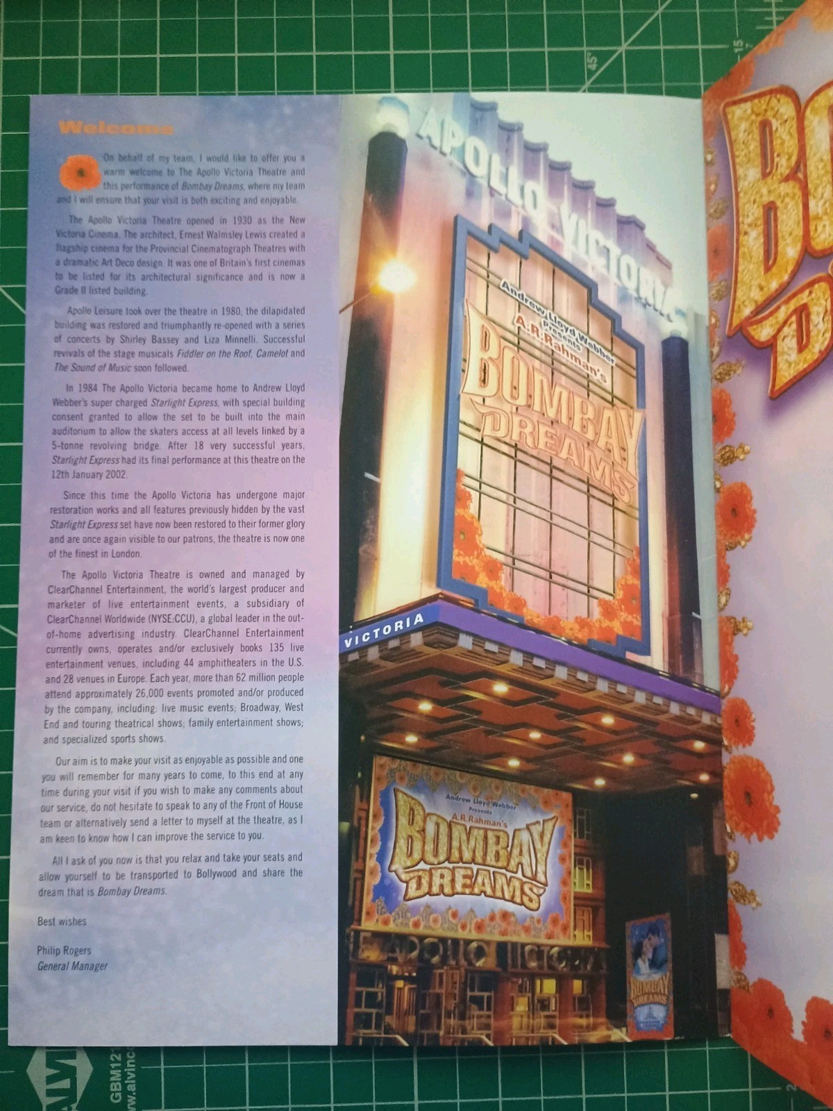 🔥🔥Souvenir Program Booklet of Bombay Dreams – Apollo Victoria Theatre London🔥