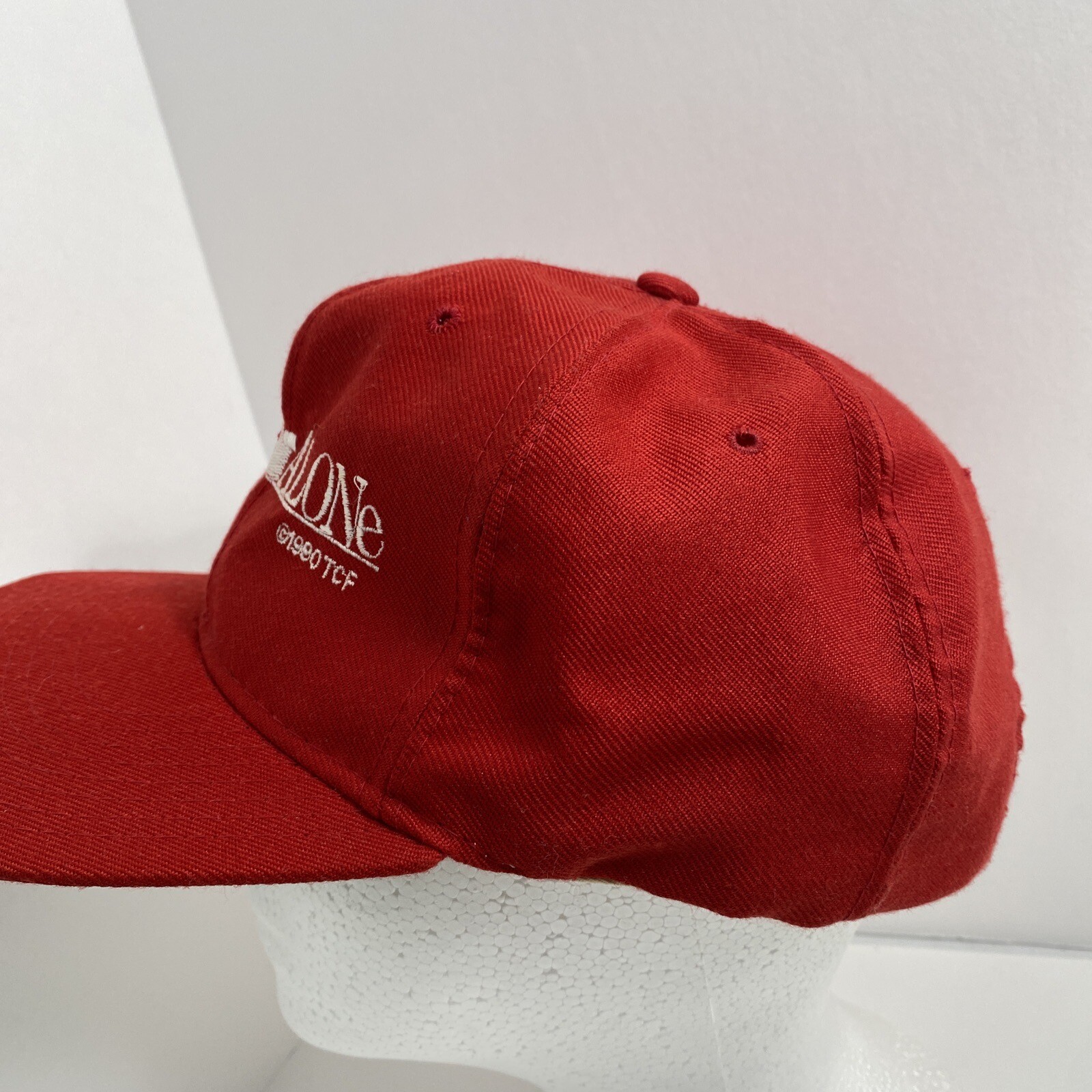 Original 1990 Red Home Alone Movie Promo SnapBack Red Hat Cap VTG