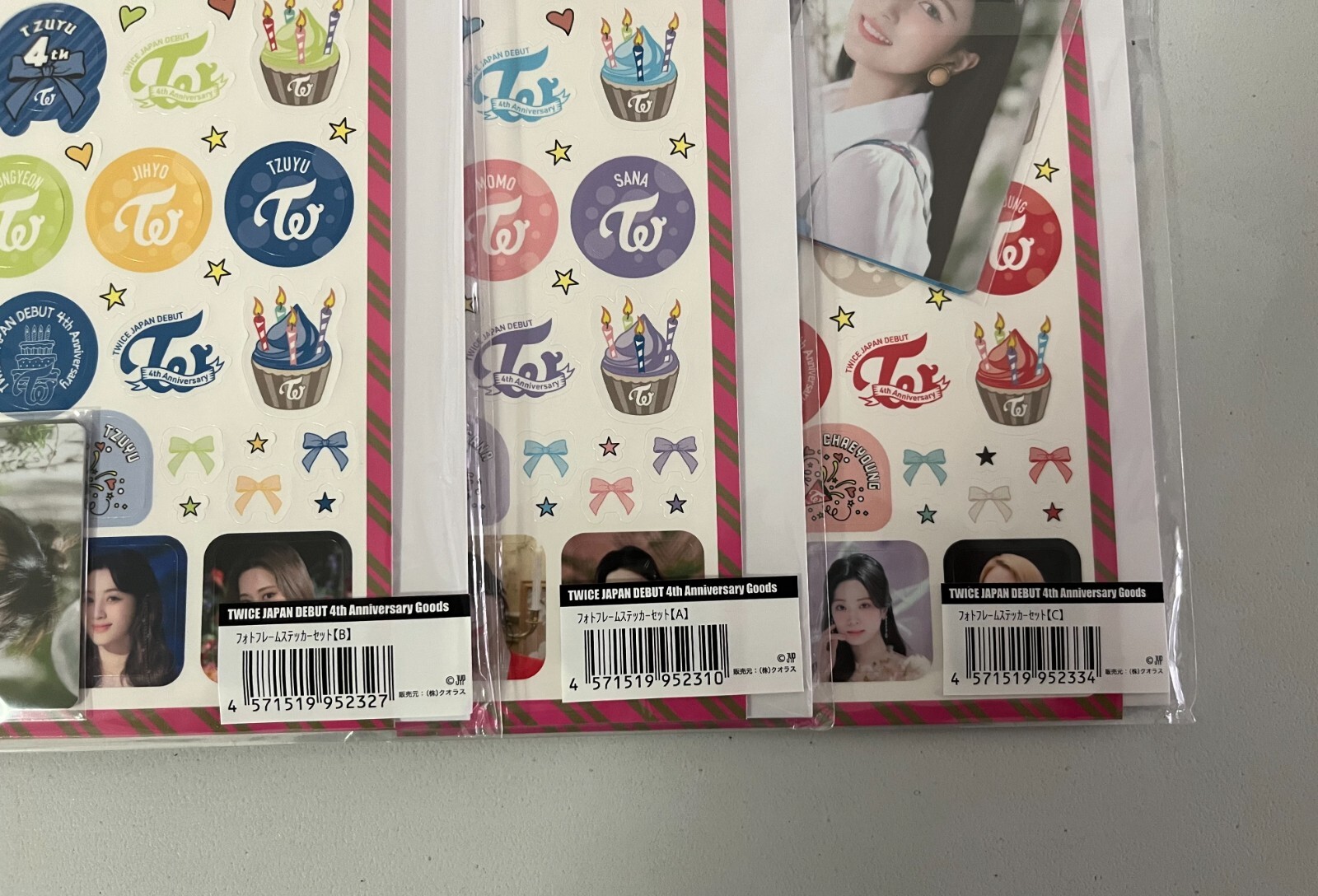 TWICE JAPAN OFFICIAL 4TH DEBUT ANNIVERSAL PHOTO FRAME/PHOTO CARD A/B/C FULL SET