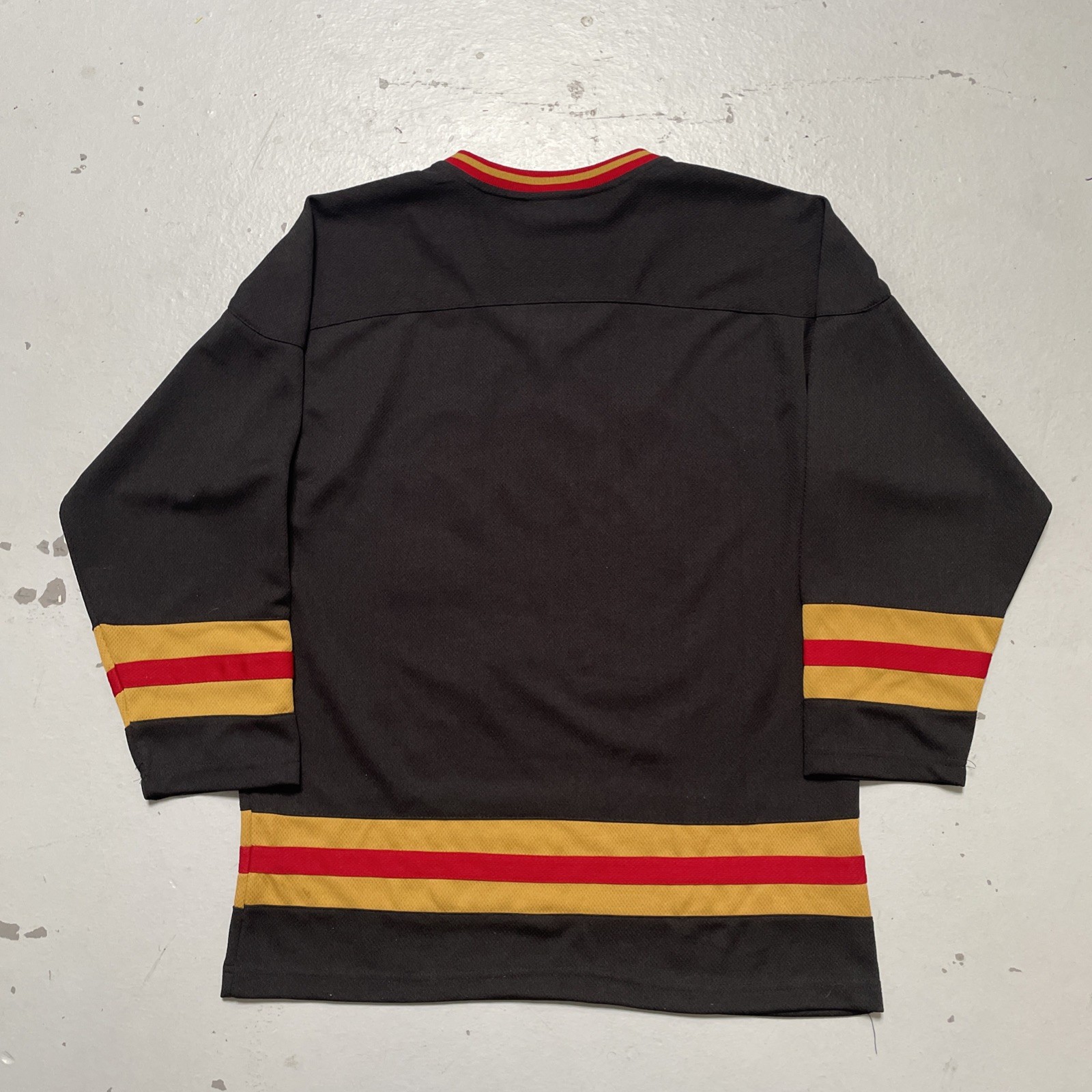 Slayer Hockey Style Concert Tour Promo Metal Band Rock Jersey Bravado M NWOT?