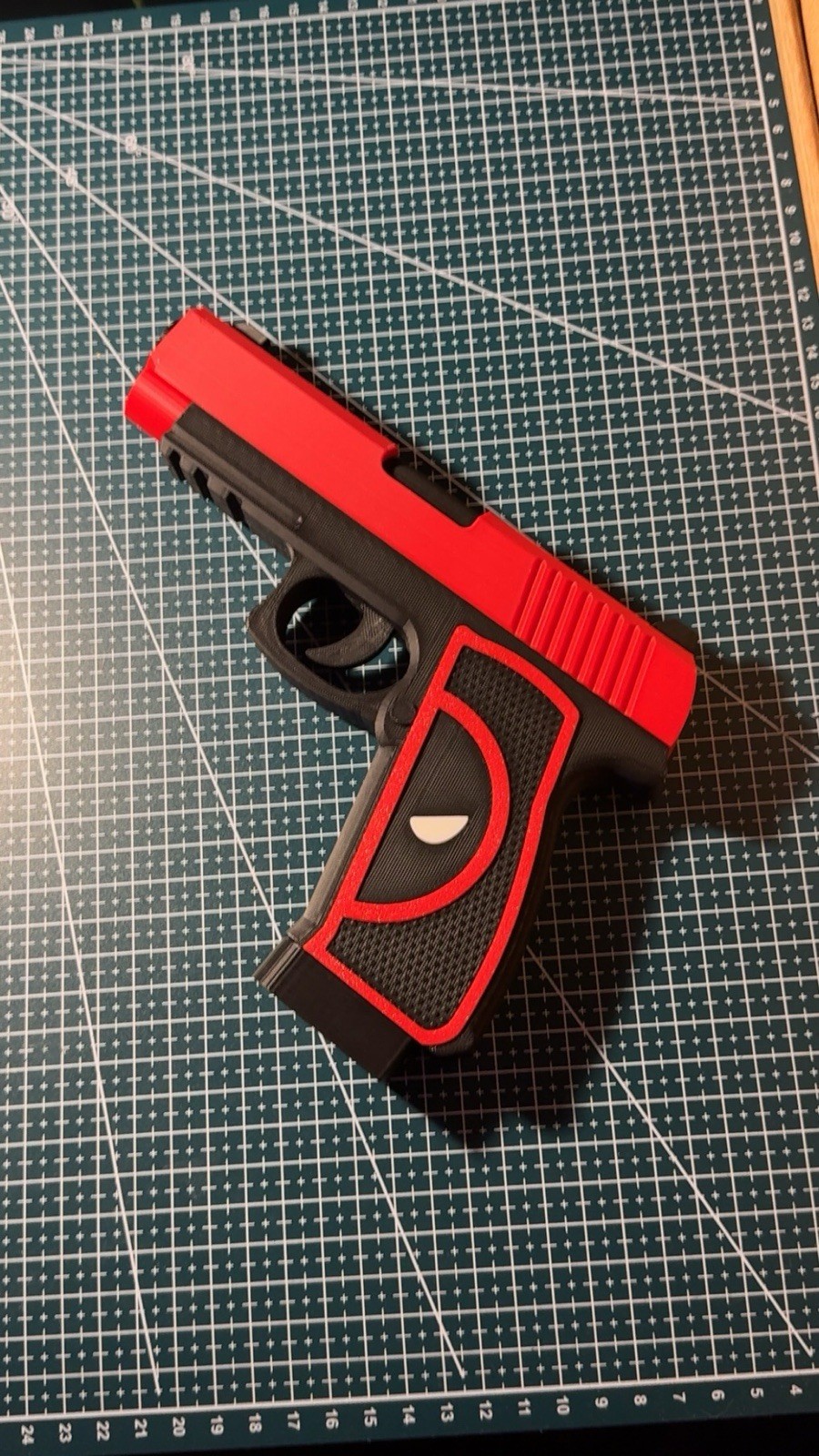 Deadpool Custom Pistol PropReplica Cosplay Display
