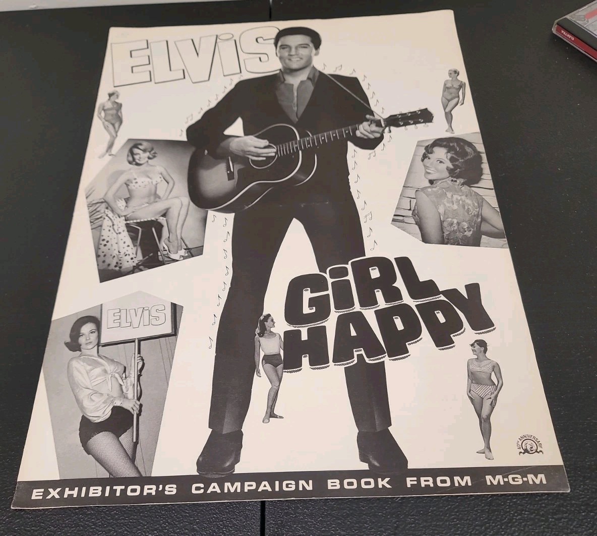 Elvis Presley GIRL HAPPY Vintage 12 Page Exhibitors Campaign Book- Black & White