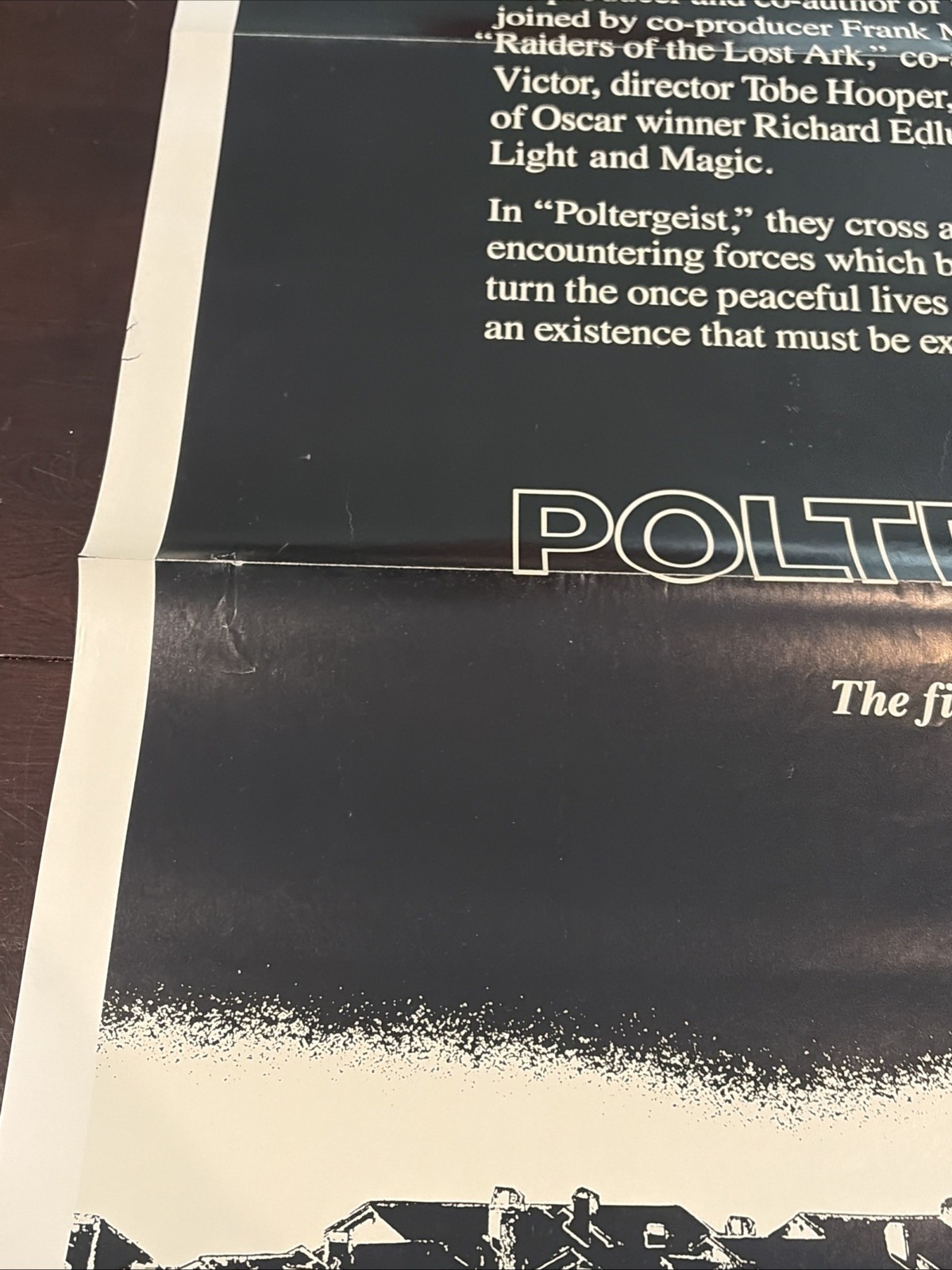 POLTERGEIST STEVEN SPIELBERG Original 1982 1-SHEET Poster STYLE B Folded 27″x40″