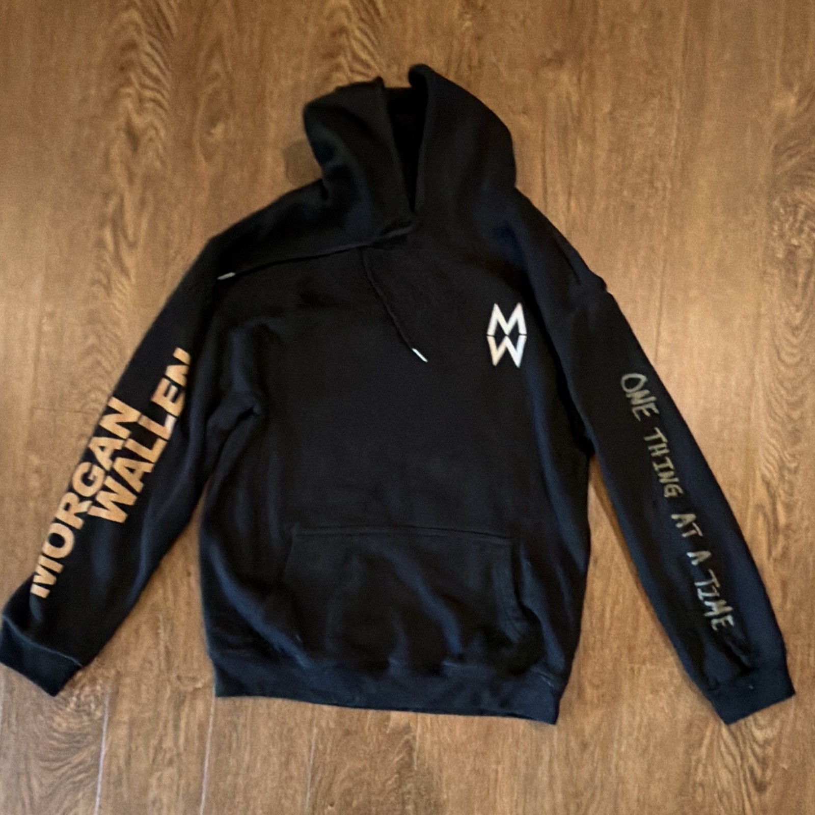 Morgan Wallen One Thing At A Time Black Graphic Pullover Hoodie Sweatshirt M