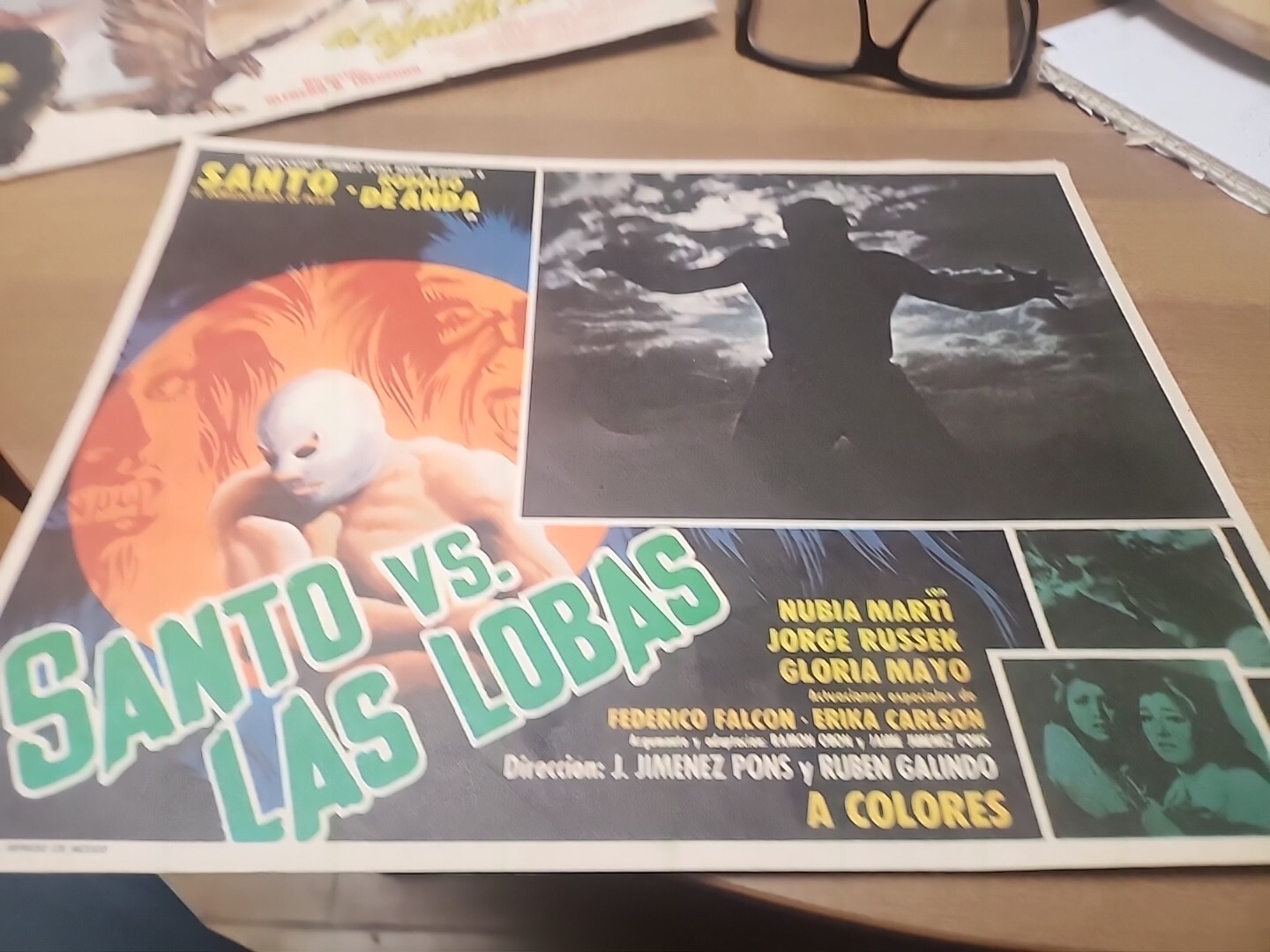 EL SANTO VS LAS LOBAS