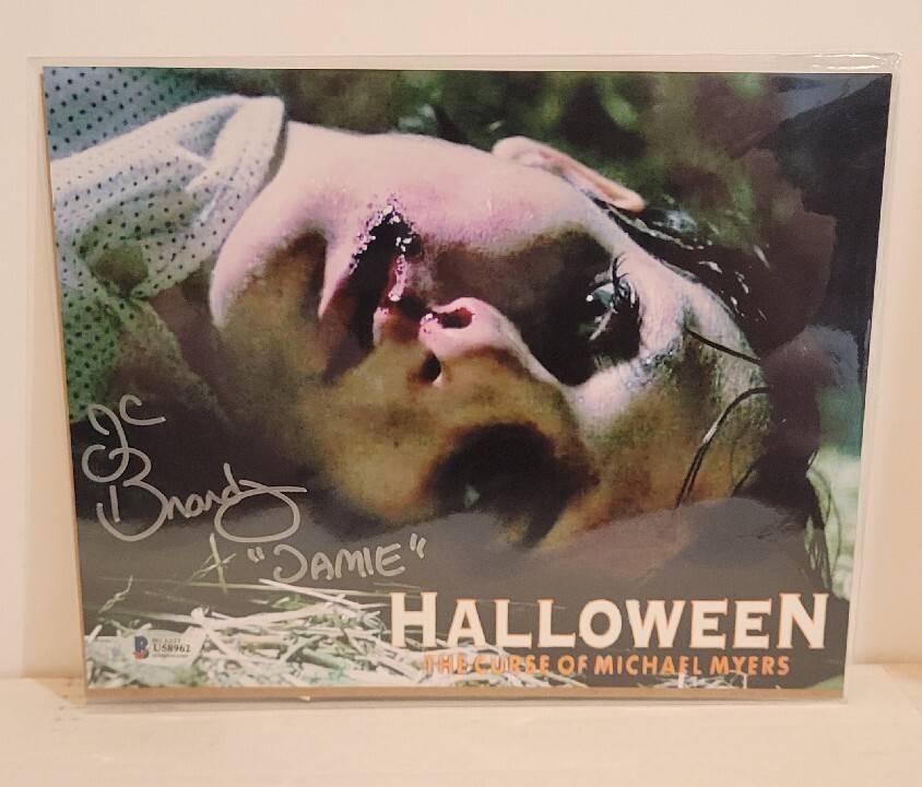 HALLOWEEN CURSE OF MICHAEL MYERS 8X10 SIGNED BY JC BRANDY