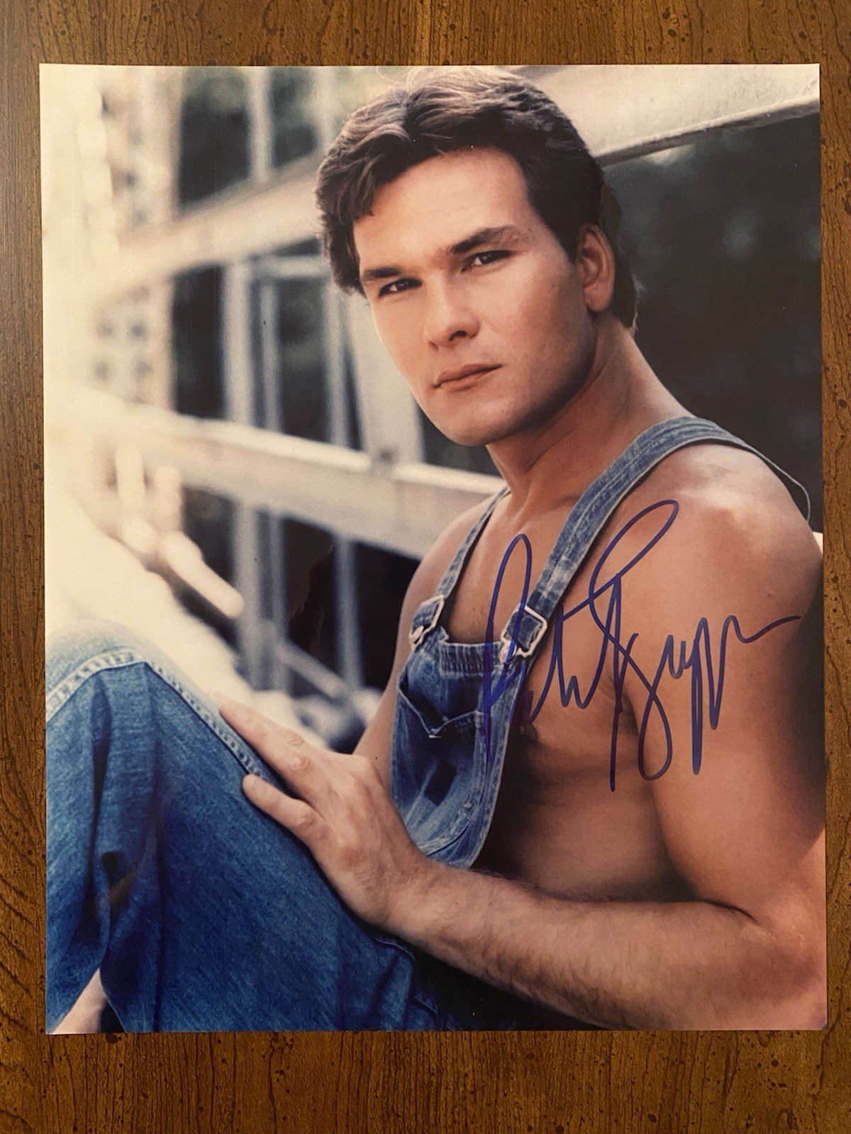 Patrick Swayze Signed Autographed Photo With COA Red Dawn The Outsiders Ghost