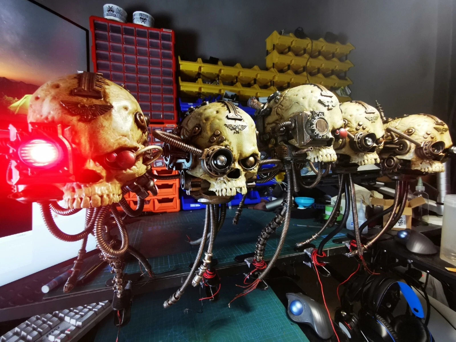 fan made Servo Skull Cosplay Prop for Desktop Display – Painted Sci-Fi Decor