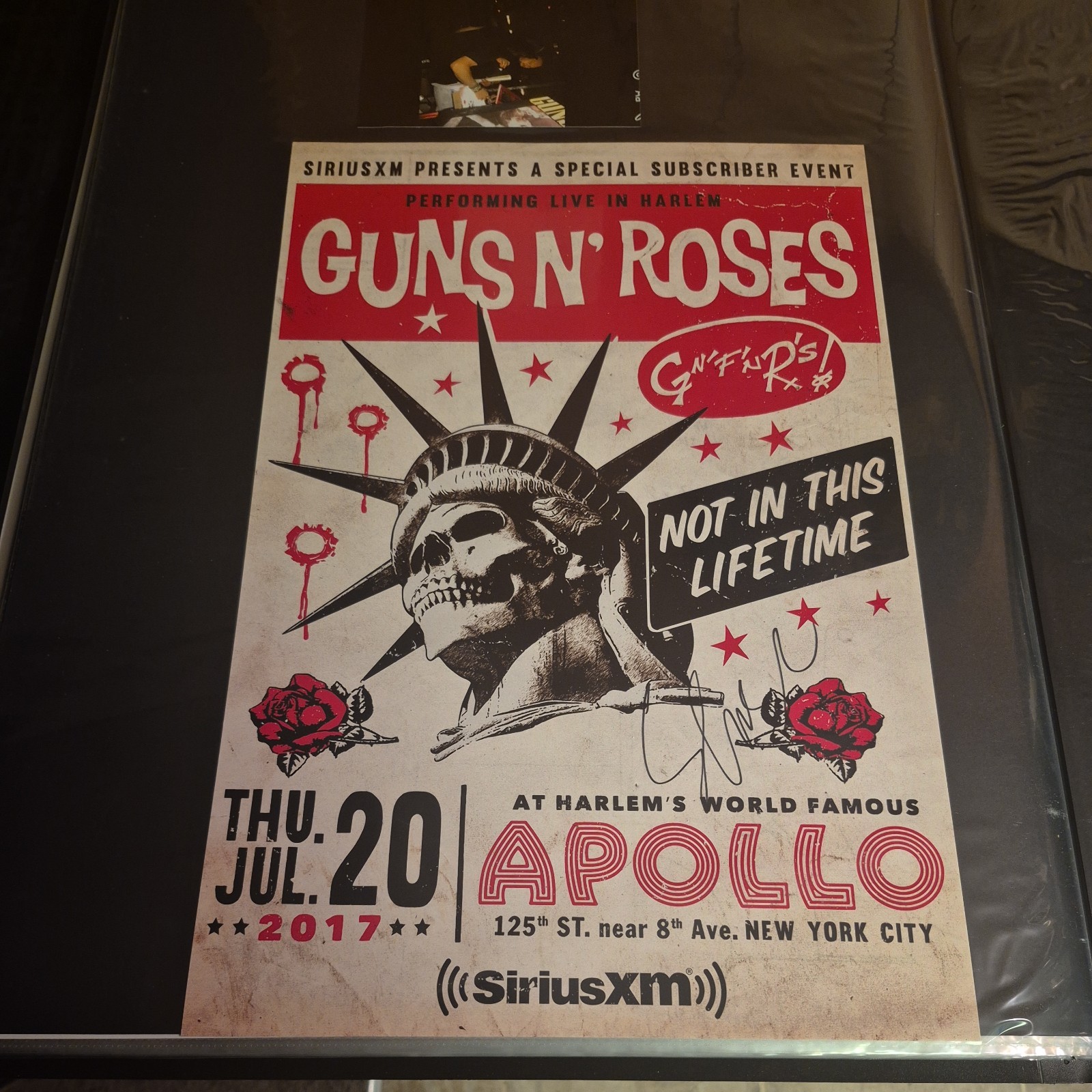 Guns N’ Roses Apollo Theater 07/20/2017 Concert Poster autographed by slash