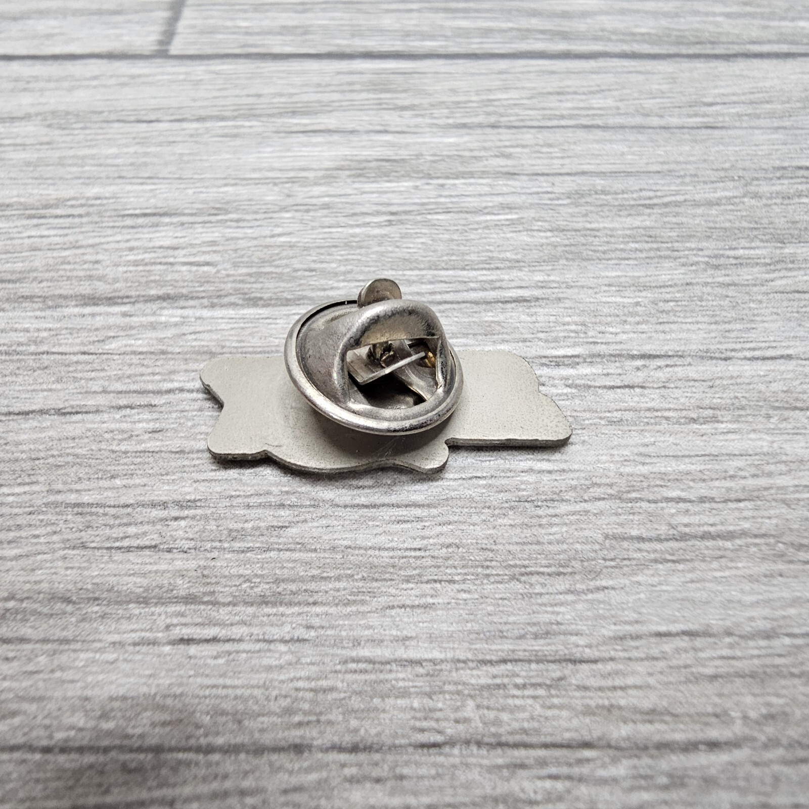 Nintendo Star Fox Super Weekend Competition Promo Pin STARFOX Promotional 1993