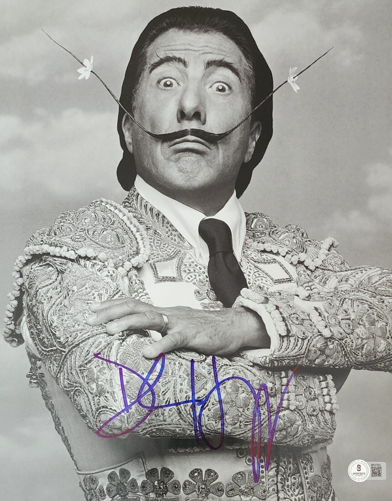 DUSTIN HOFFMAN SIGNED 11X14 BOOK PAGE PHOTO RAIN MAN TOOTSIE BECKETT BAS COA