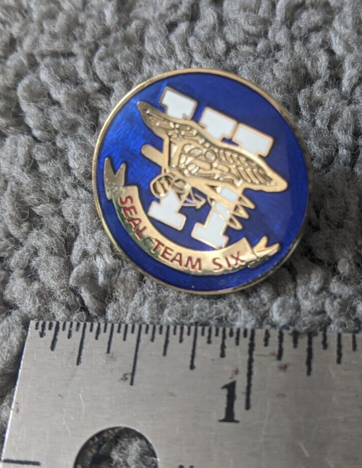 VTG NEW 1″ USA SEAL TEAM 6 SIX ENAMEL BRASS METAL VEST TIE LAPEL PIN PINBACK