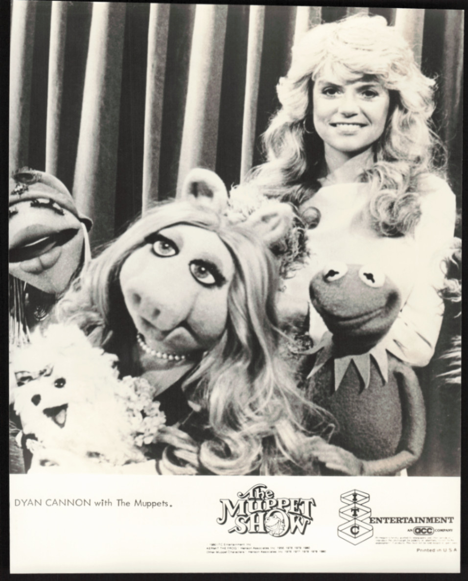 Vintage The Muppet Show Dyan Cannon Press Photo Kermit Miss Piggy