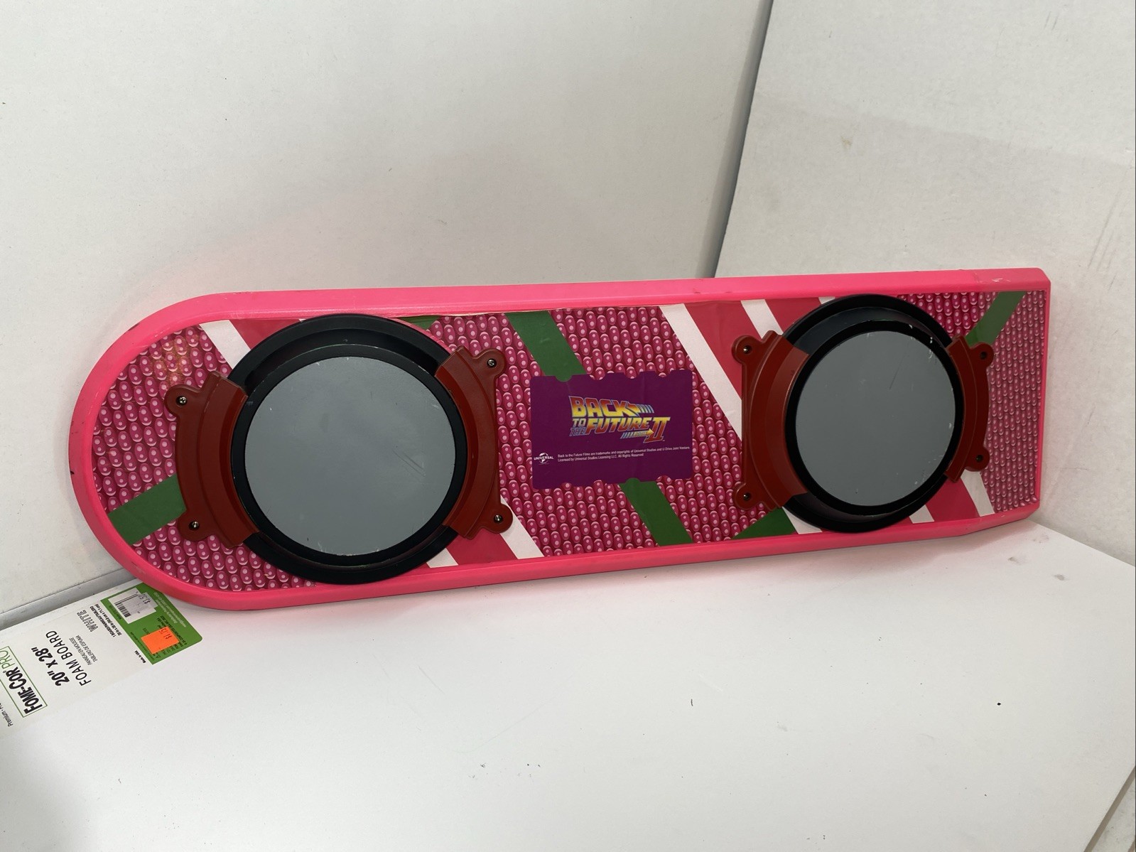 Back to the Future 2 Hoverboard Prop Replica (Does Not Fly) 28″L X 8″ W Used 1:1
