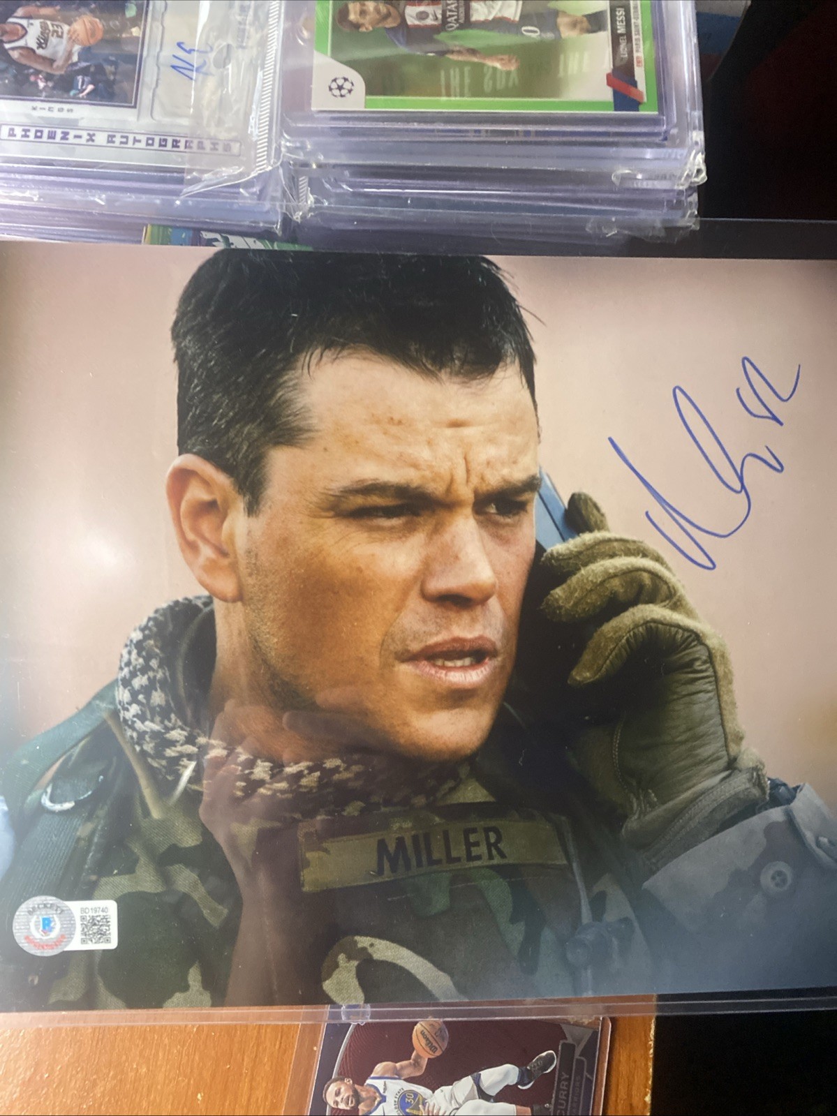 Matt Damon Signed 8×10 Photo Authentic Autograph Beckett