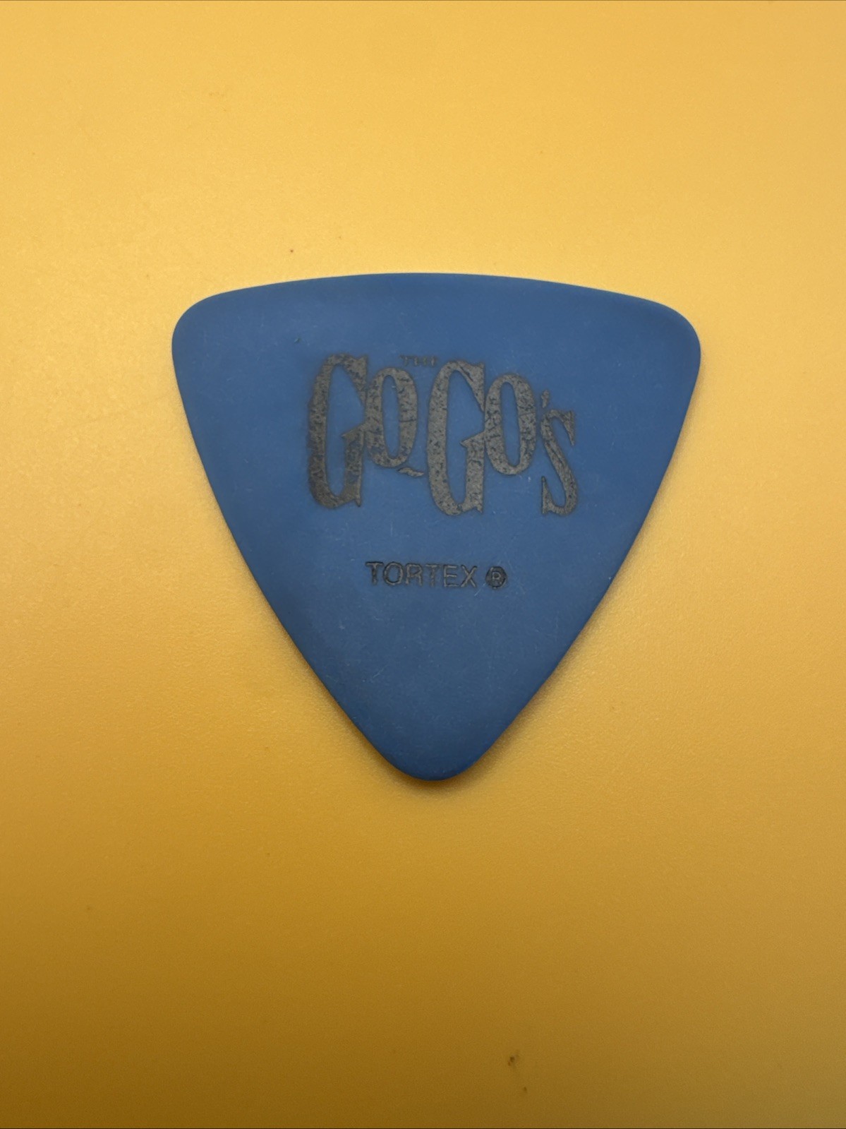 The Go-Go’s Kathy Valentine Signature Guitar Pick 2006 Tour Stage Plectrum NICE