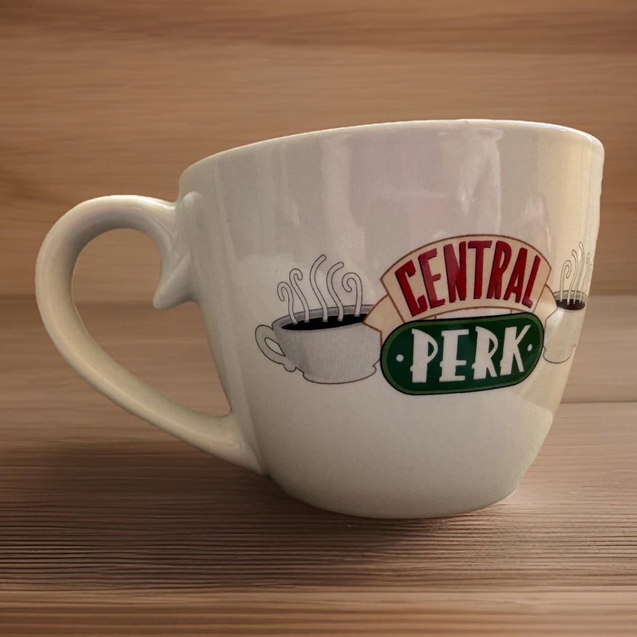 FRIENDS Central Perk Mug Cup Coffee Tea Paladone Phoebe Rachel Ross Monica Joey