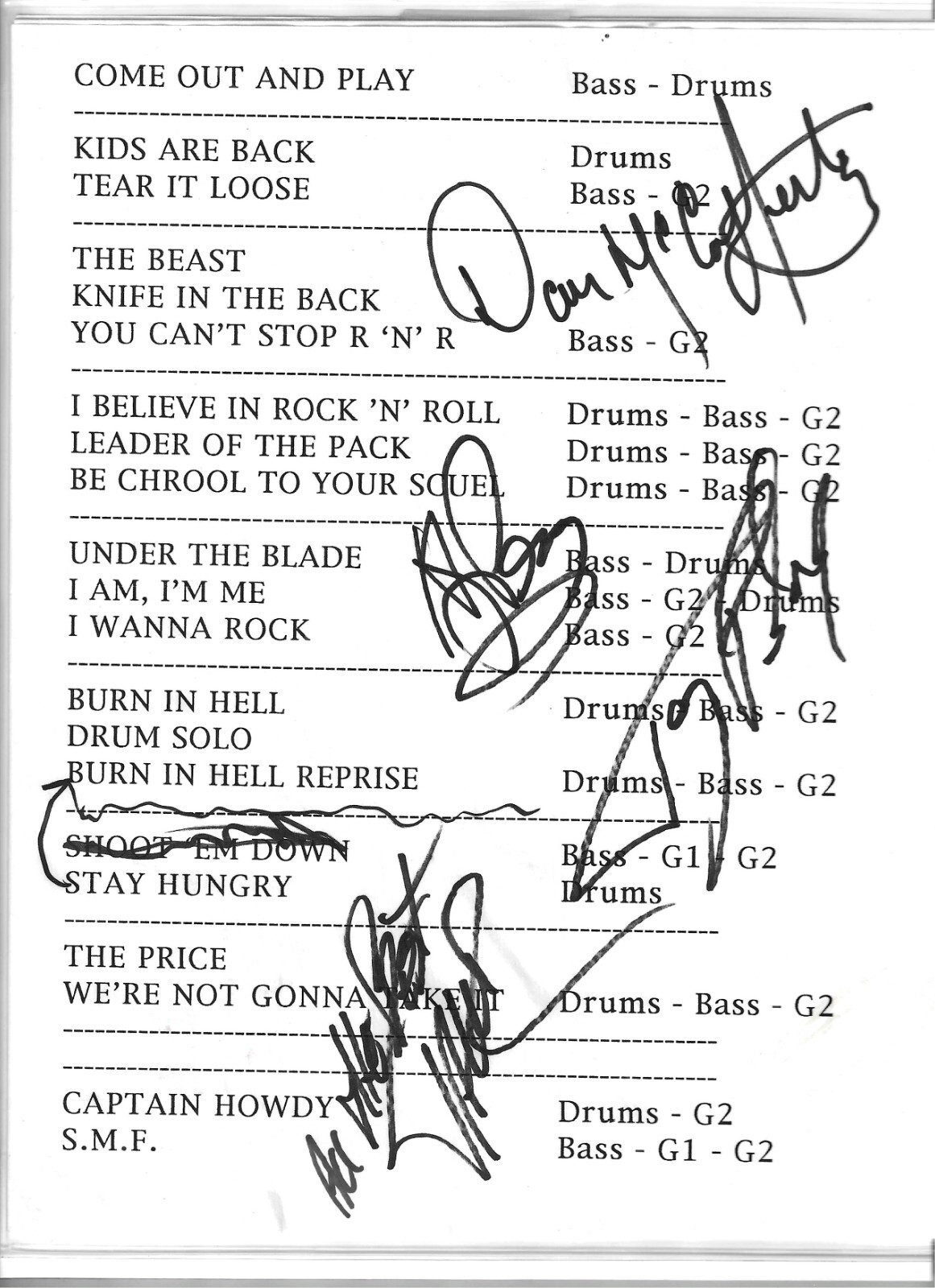 Twisted Sister Come Out and Play, setlist band autographed