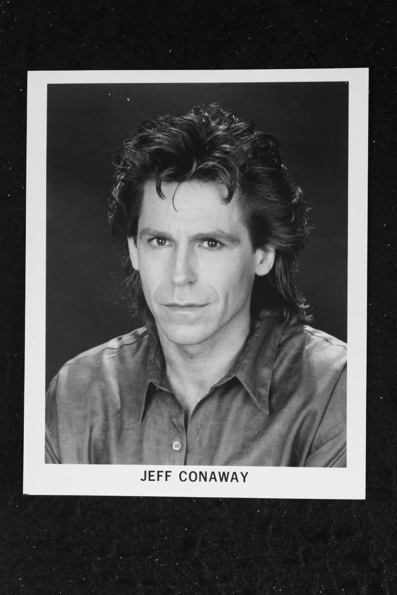 Jeff Conaway – Signed Autograph and Headshot Photo set – Grease