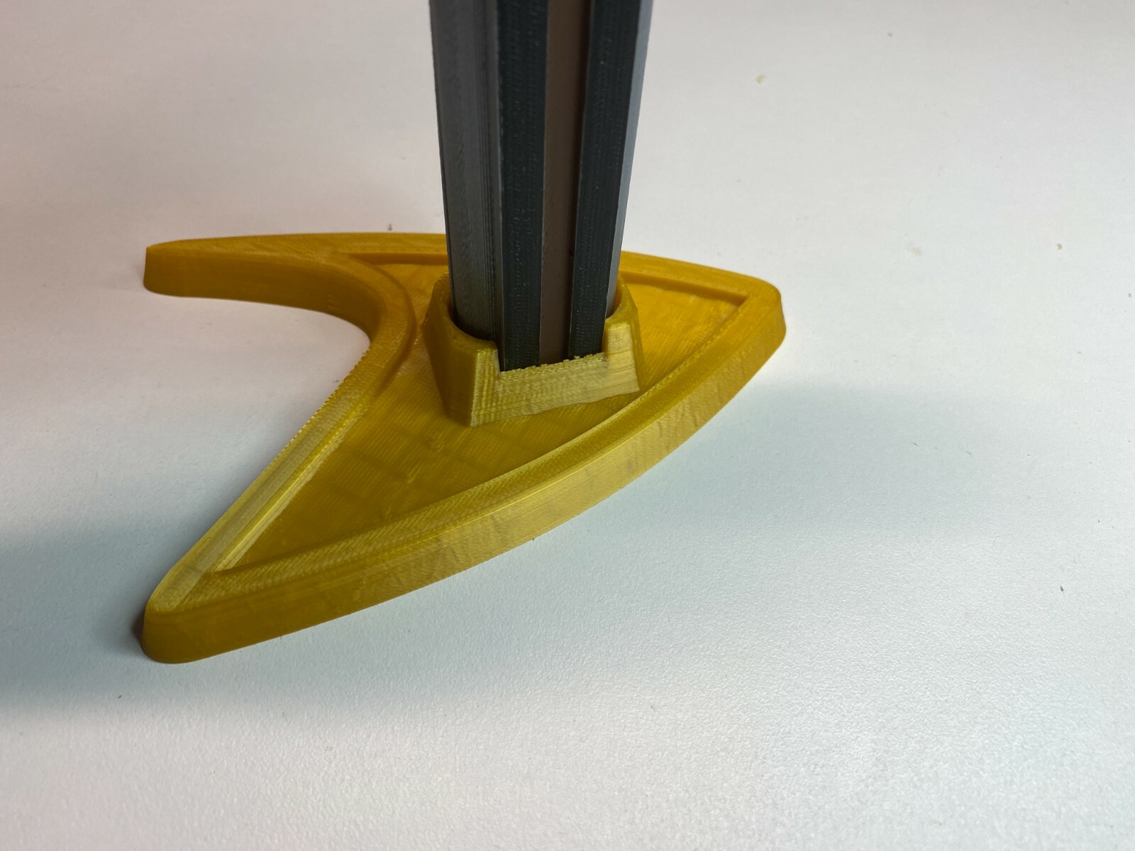 Display Stand for Star Trek Phaser Pistol prop kit