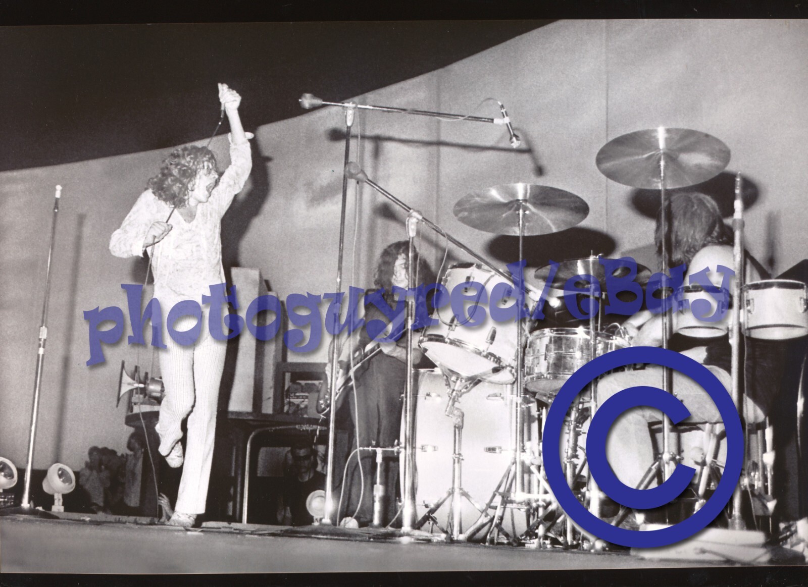 Led Zeppelin-Robert Plant-Chicago stage 18 x 12-inch original photograph 1969
