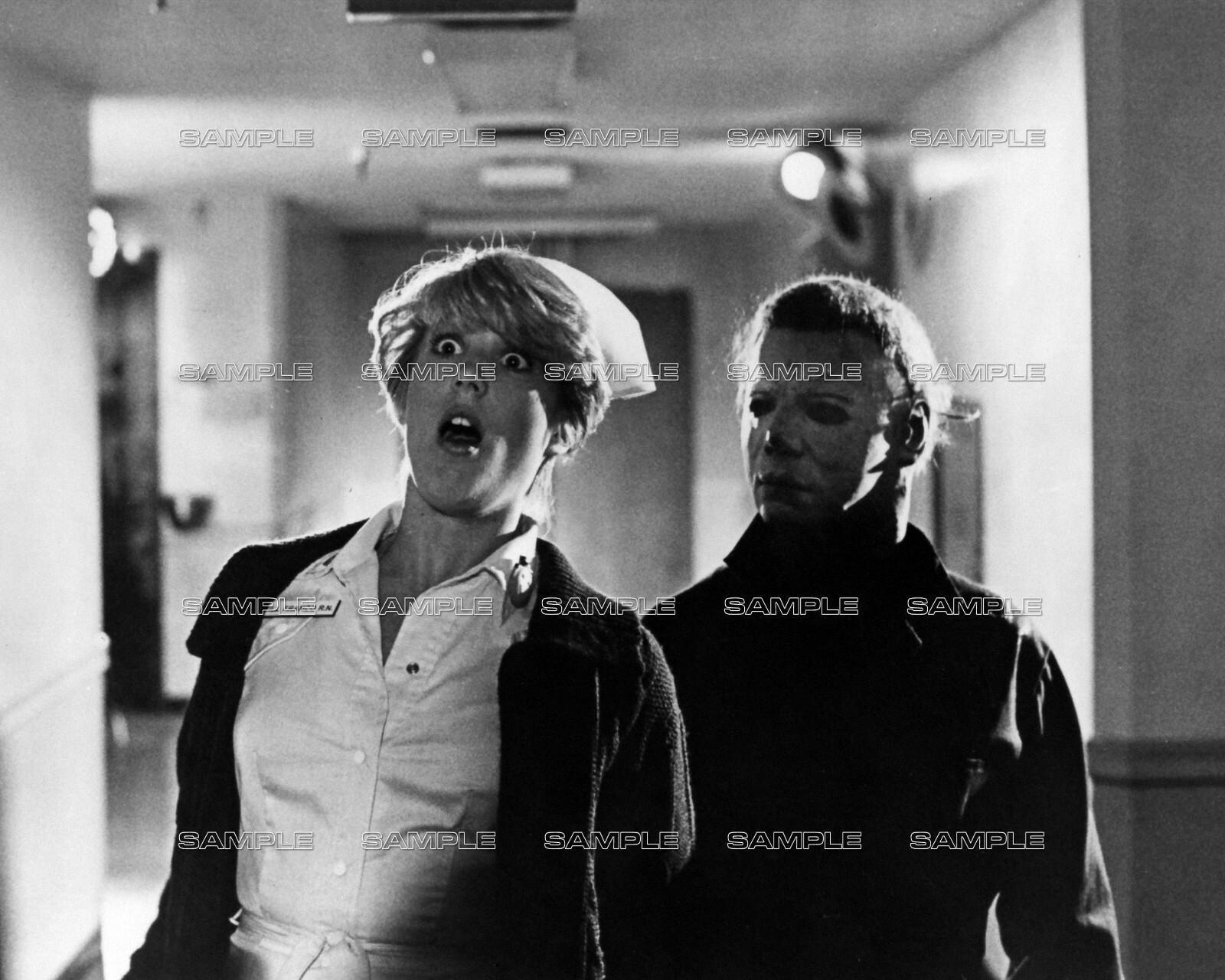 HALLOWEEN II 8X10 Photo 10 DICK WARLOCK as MICHAEL MYERS / TAWNY MOYER
