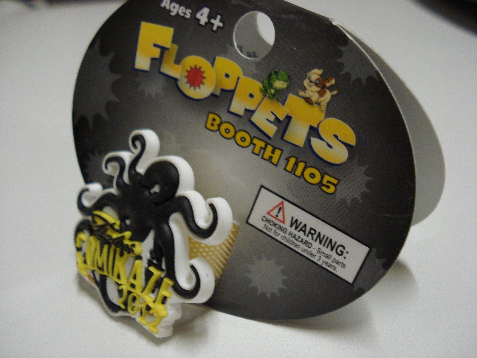 FLOPPETS PROMOTING THE STAN LEE’S COMIKAZE 2012 APPOX 1 1/2 INCHES EXCLUSIVE !!!
