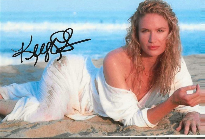 Sexy Kelly Lynch auto signed 4×6