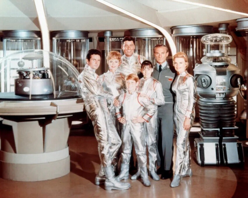 Lost In Space Cast And Robot Spacesuits 8×10 PHOTO PRINT