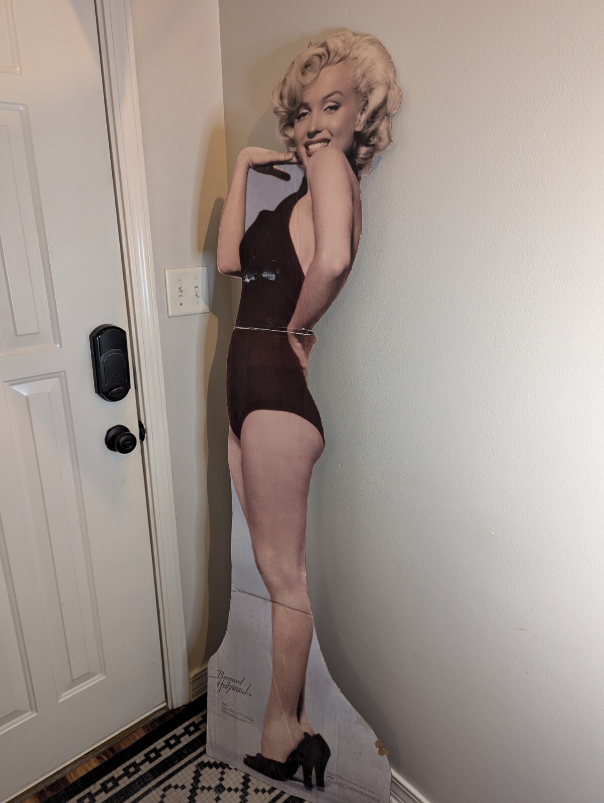 Bernard of Hollywood Marilyn Monroe Store Standee 2001 70″ Tall USA Promo