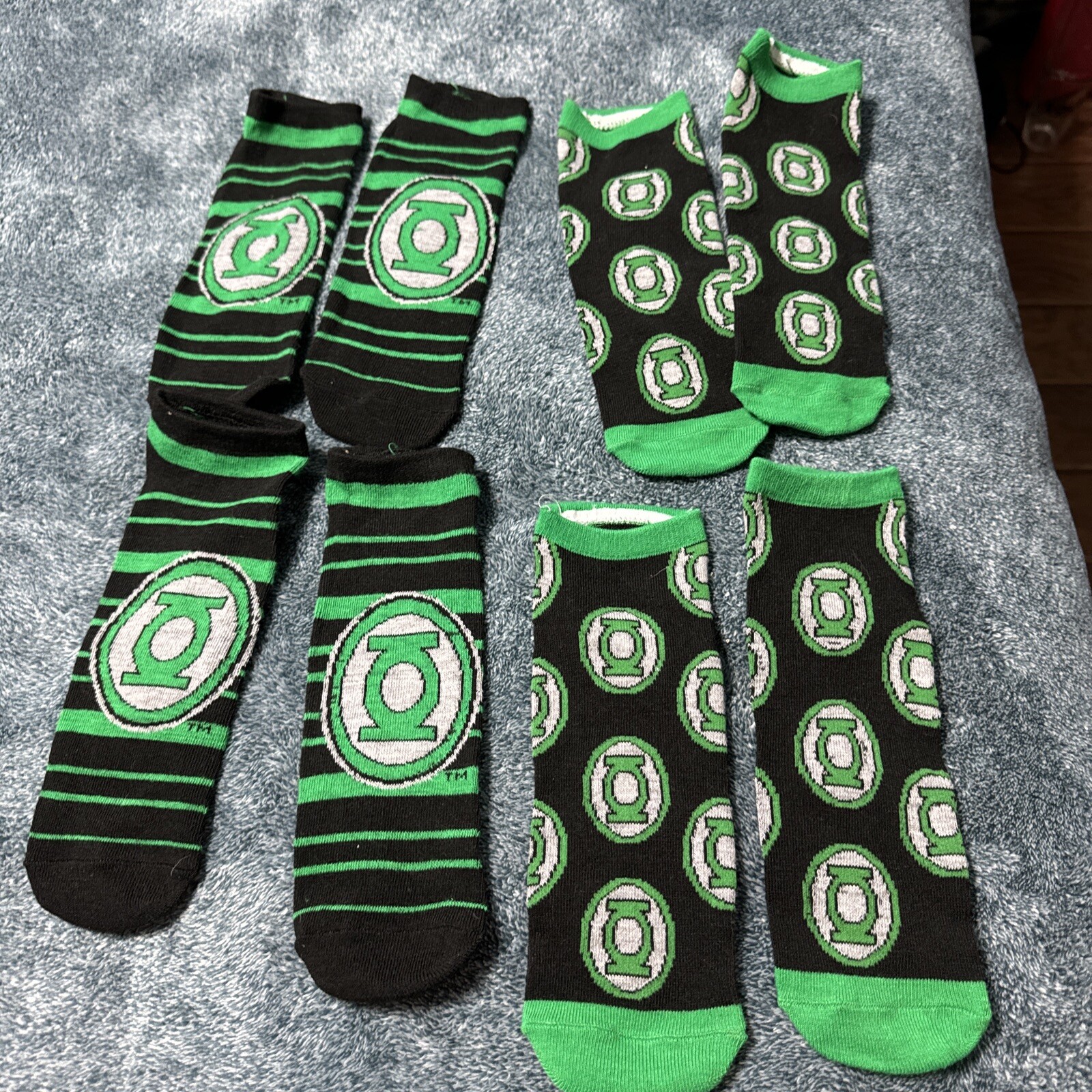 DC Comics Green Lantern Black Green 4 Pairs Socks 8 Total Socks Mens Size 6-12