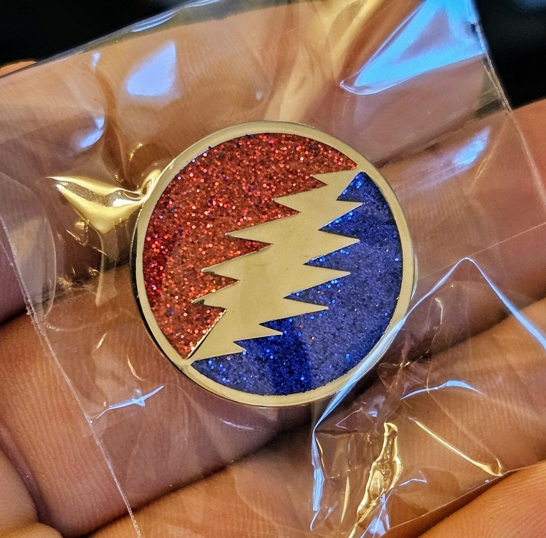 Grateful Dead 13 Point Lightening Bolt Raised Silver Tone, Red and Blue 1″ Pin