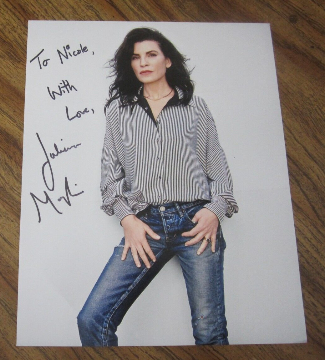 Julianna Margulies Actress Autographed Signed 8X10 Photo “ER” Carol Hathaway