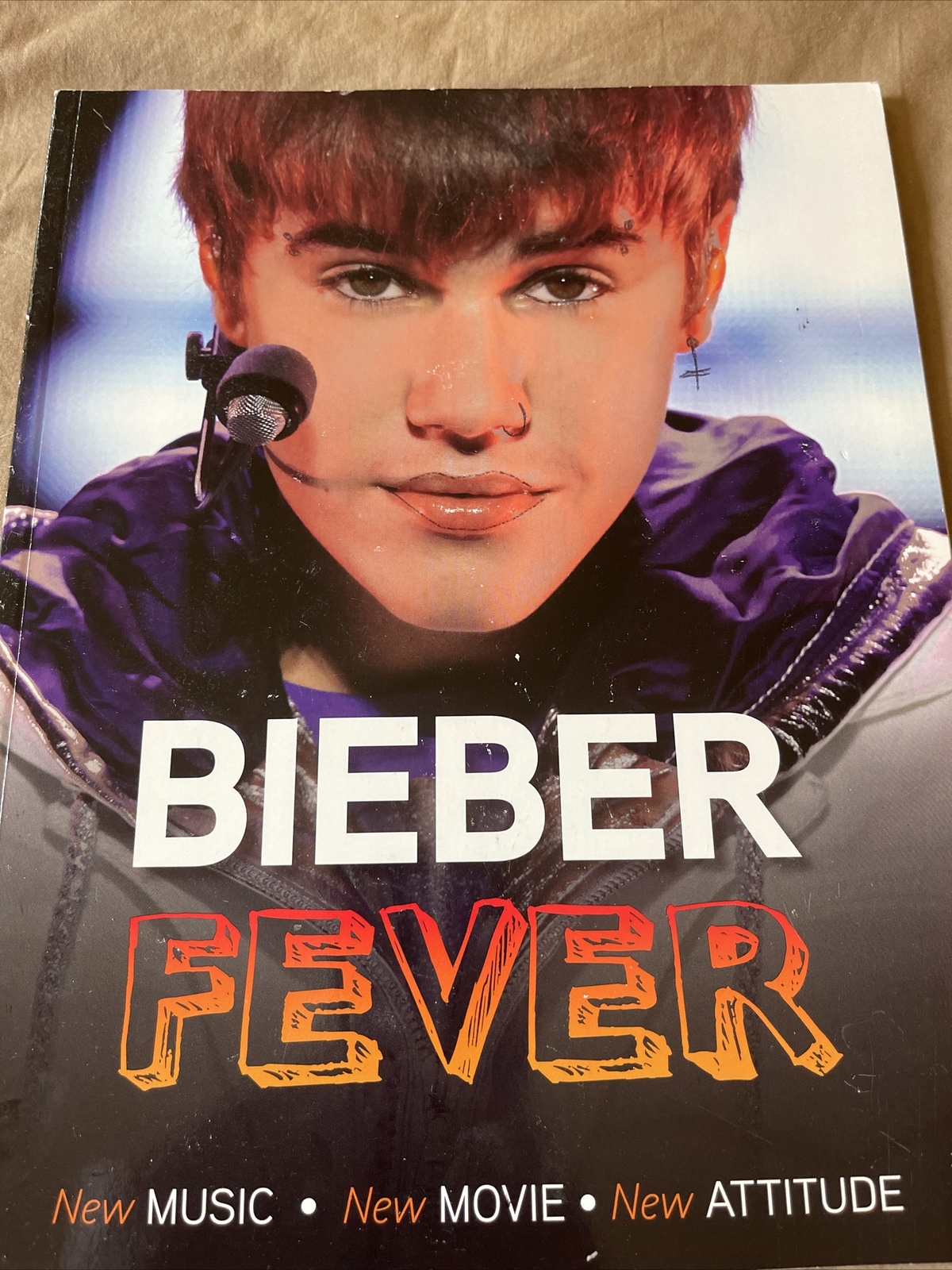Justin Bieber “Bieber Fever” book, paperback – 2011 Triumph Books