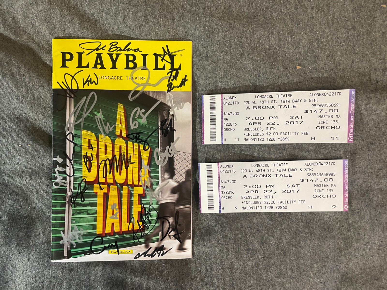 A Bronx Tale Playbill SIGNED BY CAST 2018 Longacre Theatre + 2 Ticket Stubs