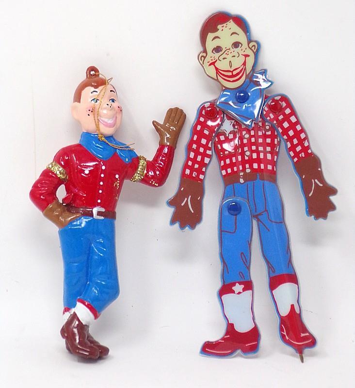 2 HOWDY DOODY FIGURES – 5″ PLASTIC XMAS ORNAMENT & JOINTED 6″ VINYL CAKE TOPPER