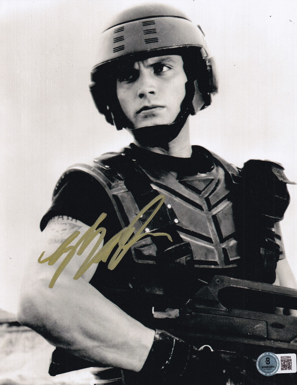 CASPER VAN DIEN signed (STARSHIP TROOPERS Johnny Rico 8X10 photo BECKETT BS22864