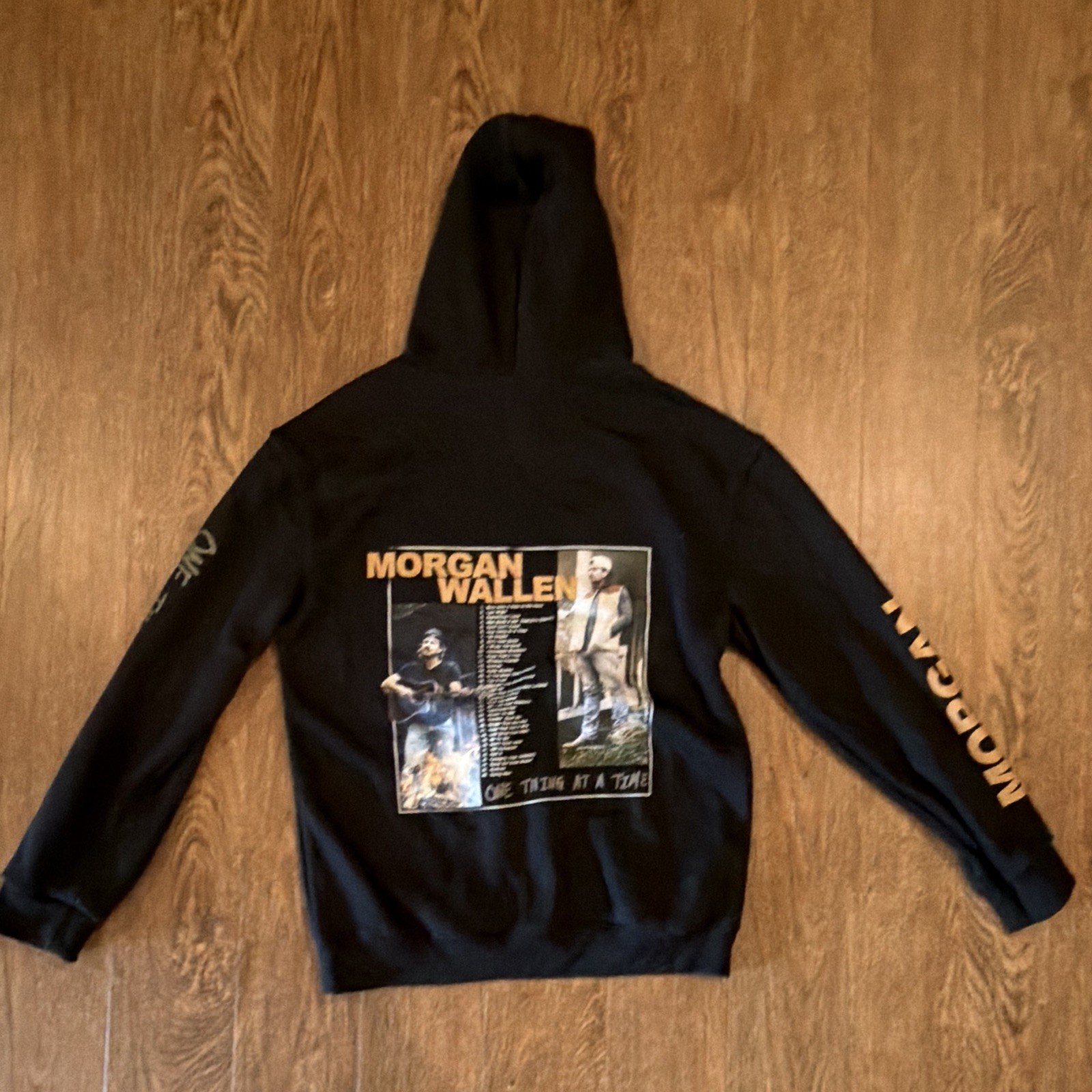 Morgan Wallen One Thing At A Time Black Graphic Pullover Hoodie Sweatshirt M
