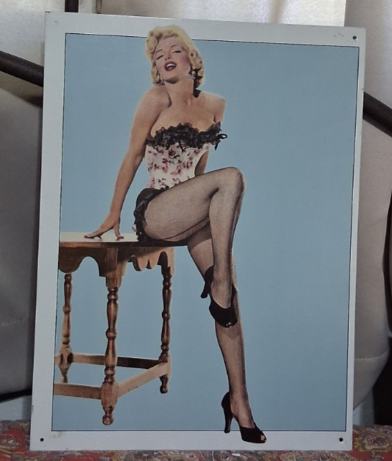 MARILYN MONROE LACE PIN-UP TIN METAL SIGN Bernard Of Hollywood 12×16
