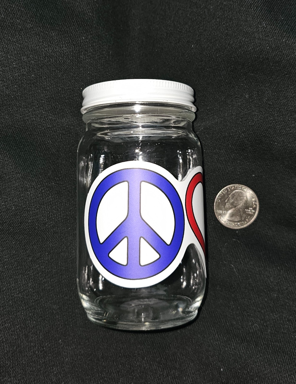 Grateful Dead – Peace Love & Grateful Dead 8oz Round Glass Stash Jar 2.5″x4.5″
