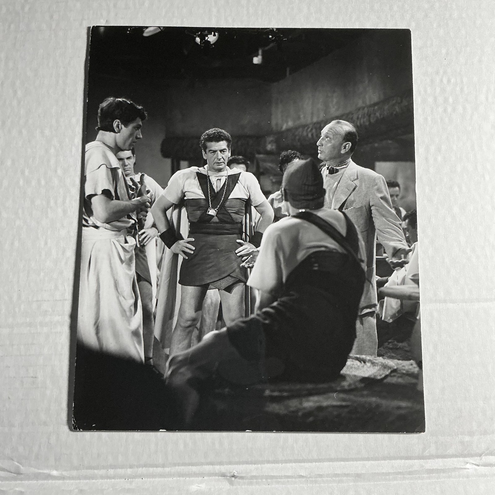 Director Michael Curtiz Victor Mature The Egyptian On Set Orig 1954 8×10 Photo