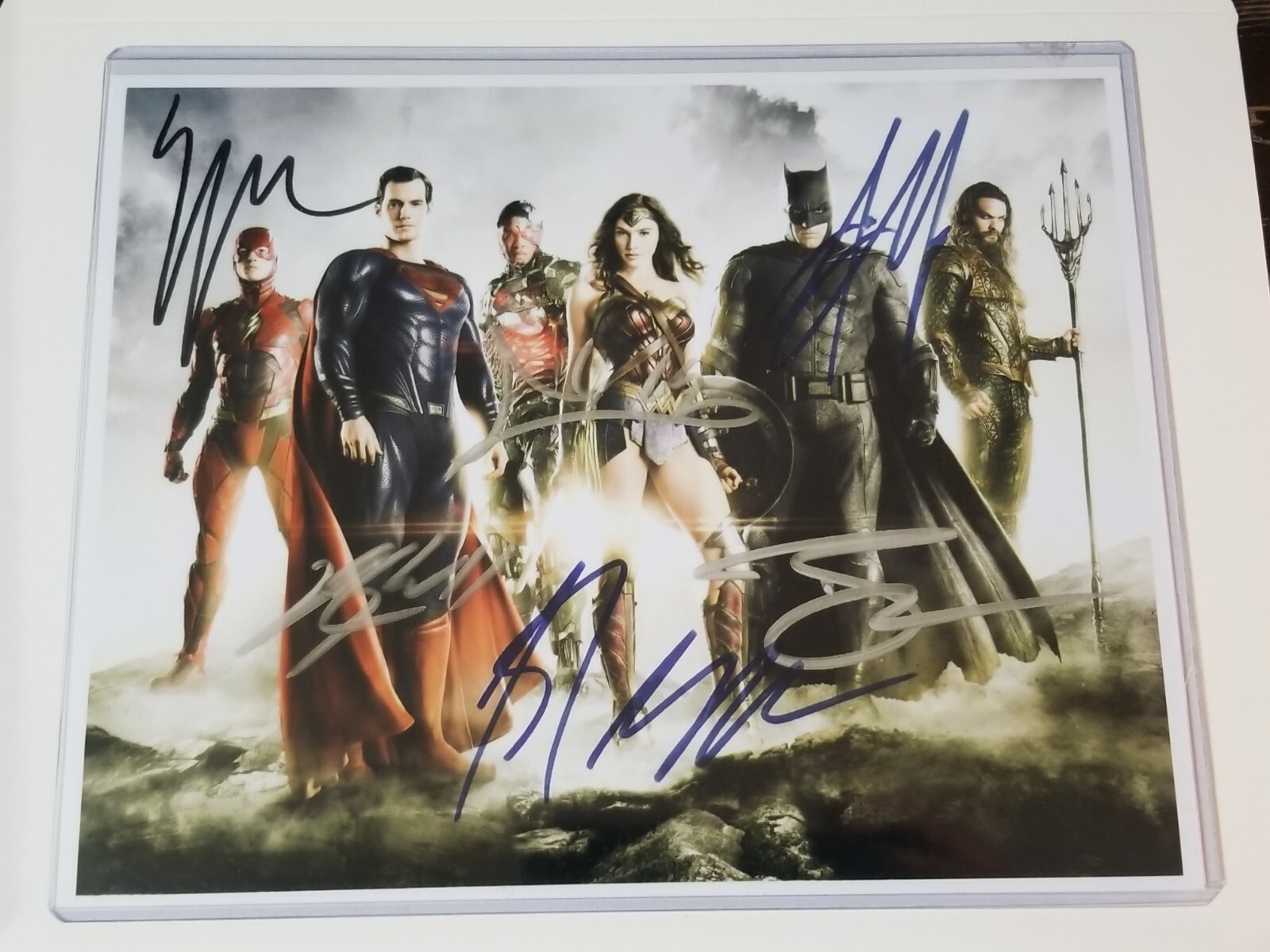 Justice league Cast Signed 8×10 Photo RP – Free ShipN! Batman / Superman / Flas
