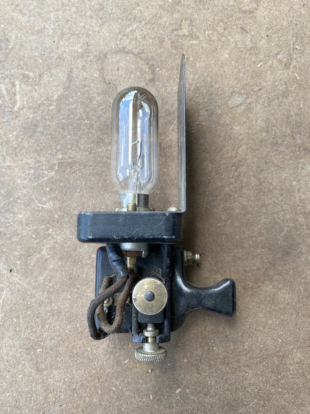 Authentic MOVIE THEATER 35mm Film SINGLE BULB PROJECTOR PART $65.00 + $20.00sh
