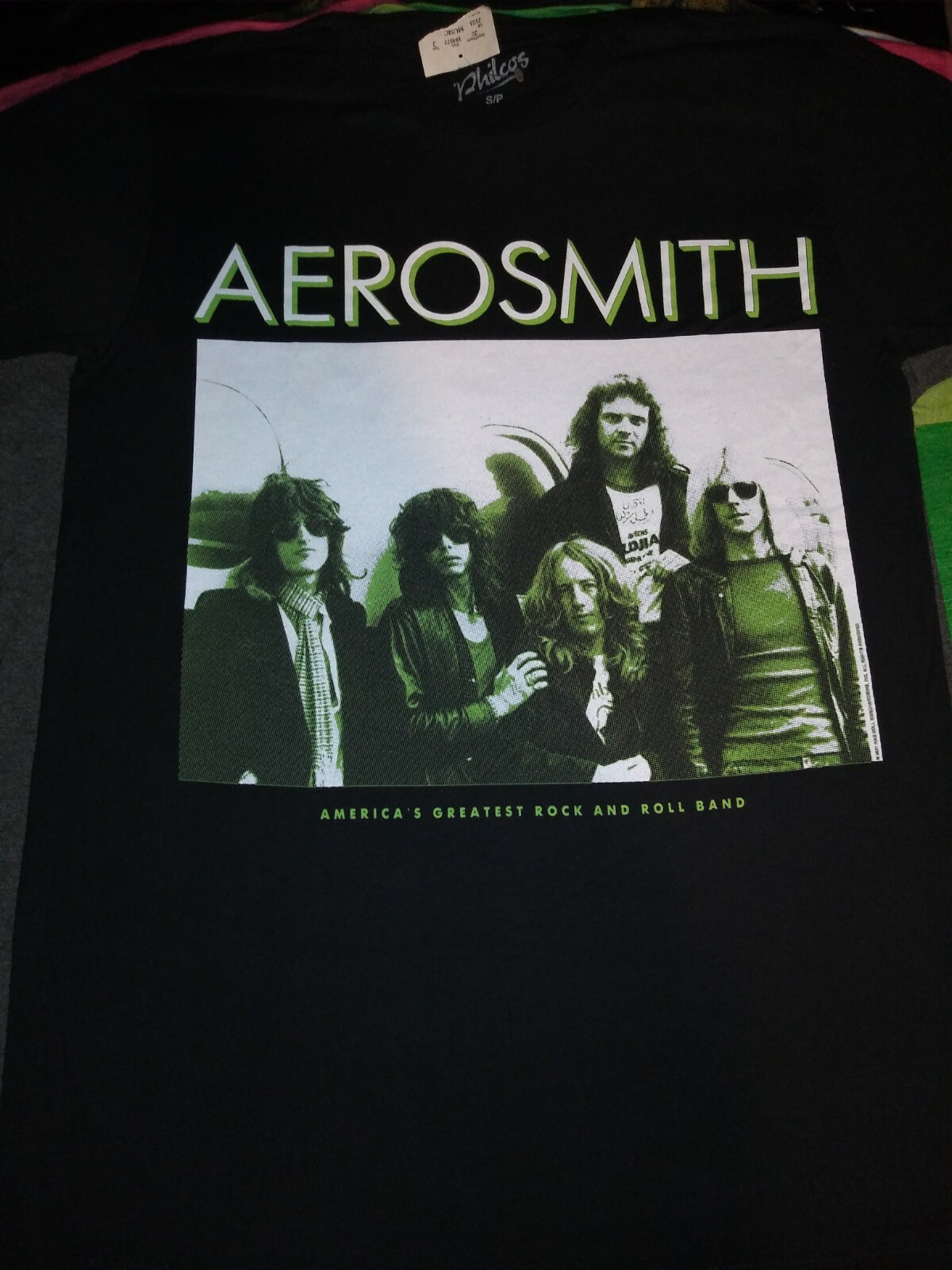 AEROSMITH Americas Greatest Rock & Roll Band 70’s Photo NEW 2011 Small S T-SHIRT