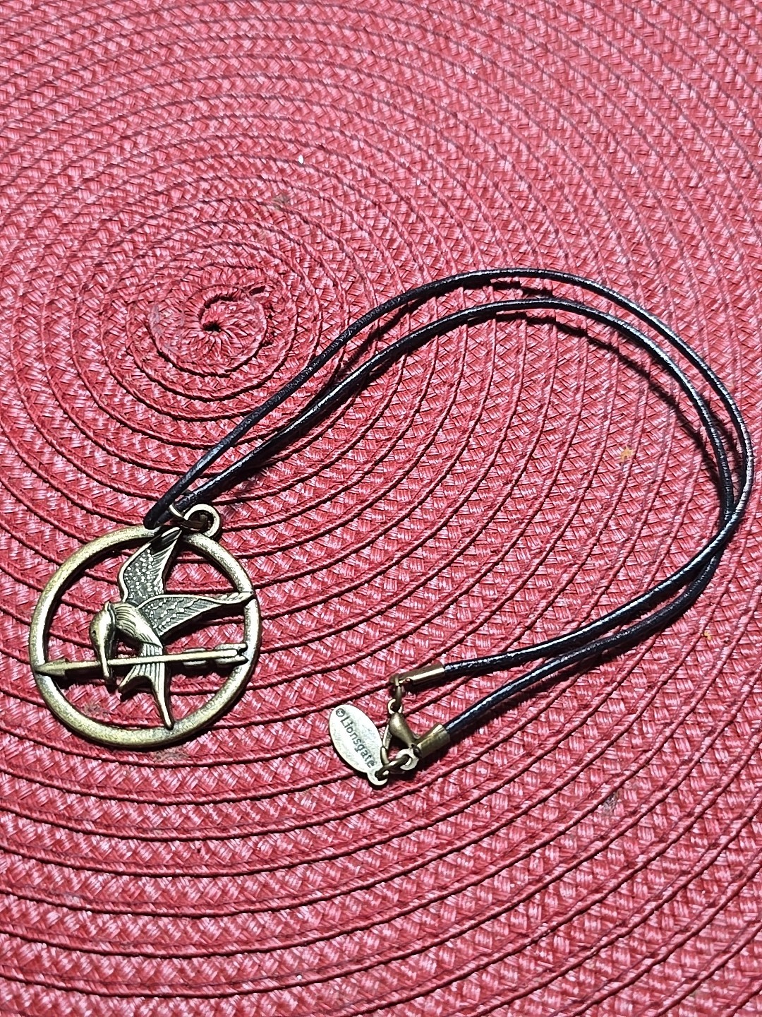 HUNGER GAMES Katniss Mockingjay Pendant Necklace Officially Licensed 2012