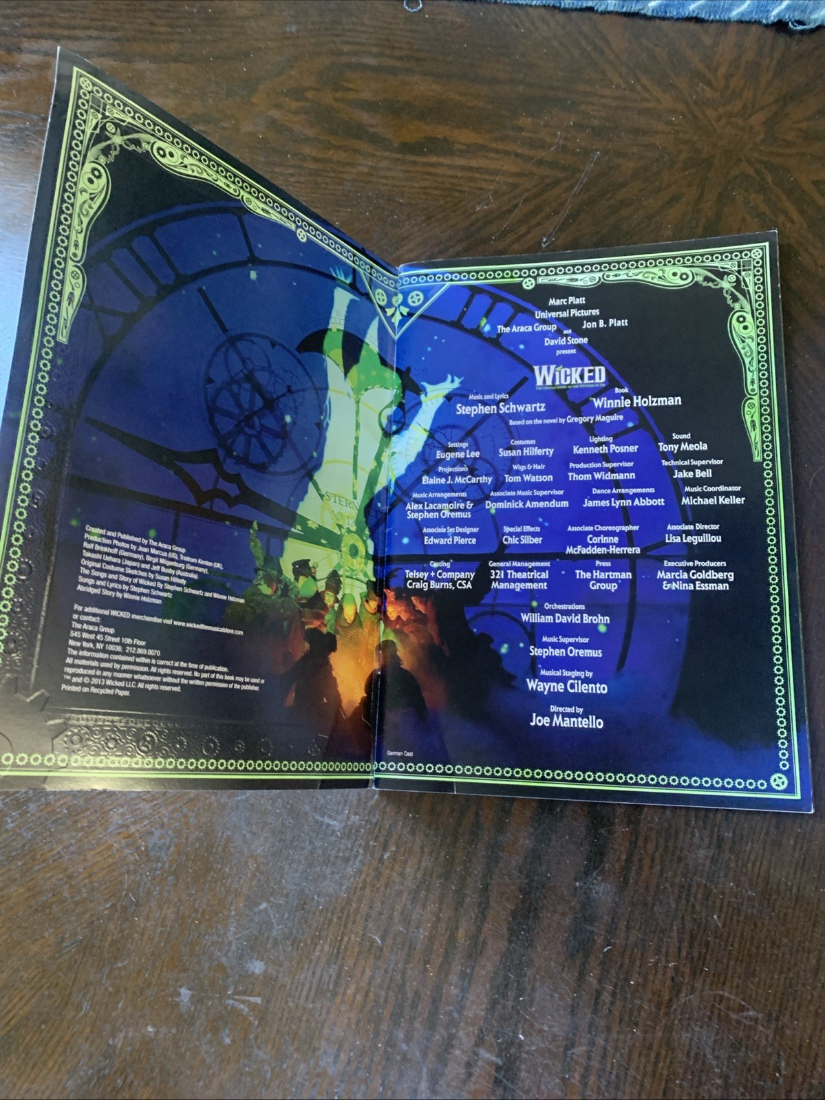 2013 Wicked Souvenir Broadway Show Program W/Cast Listing