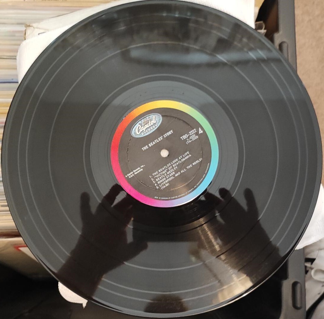 Mint 1964 Canadian High Fidelity/Mono “THE BEATLES STORY” on Capitol Records