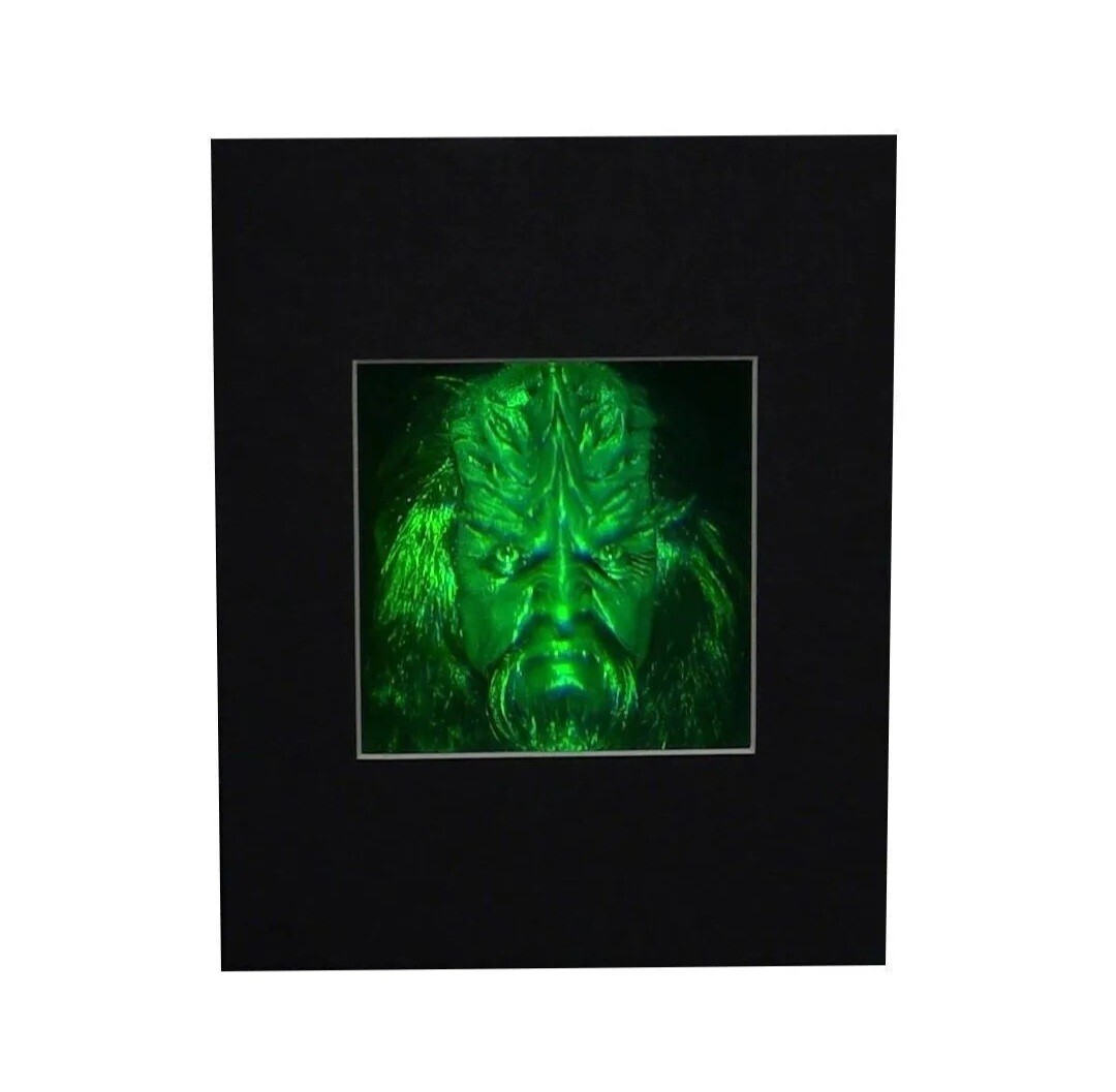 3D Star Trek Ferengi, Klingon, Borg Hologram Picture Wall Mount Display.