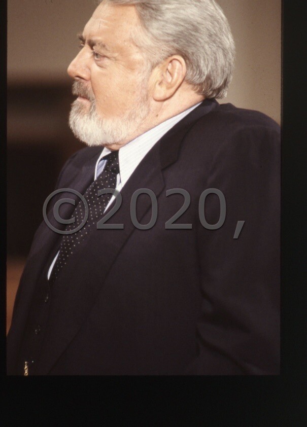 Raymond Burr Perry Mason VINTAGE 35mm SLIDE TRANSPARENCY 562 PHOTO